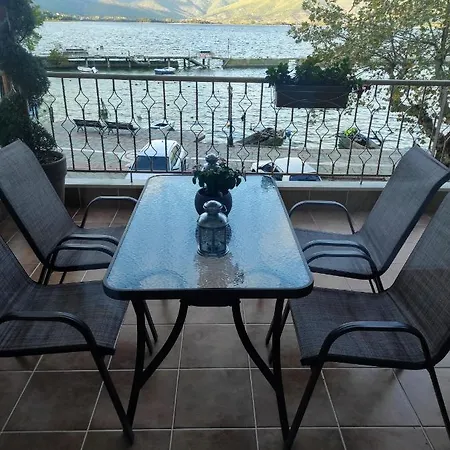 아파트 Voria Paralia *