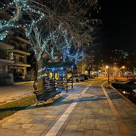 Voria Paralia קסטוריה